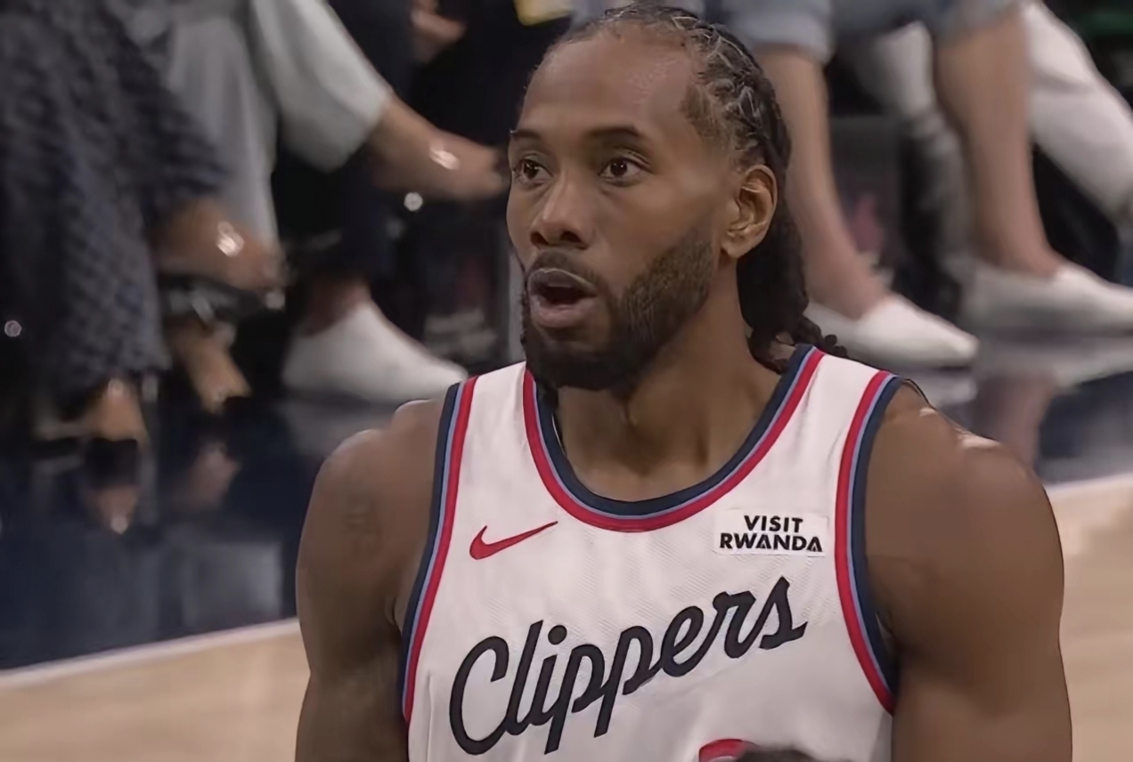 关于转会期CBA常规赛传出新动向,洛杉矶快船造点机会,管理层表态:气氛紧张,细节决定成败的信息 关于转会期CBA常规赛传出新动向,洛杉矶快船造点机会,管理层表态:气氛紧张,细节决定成败的信息